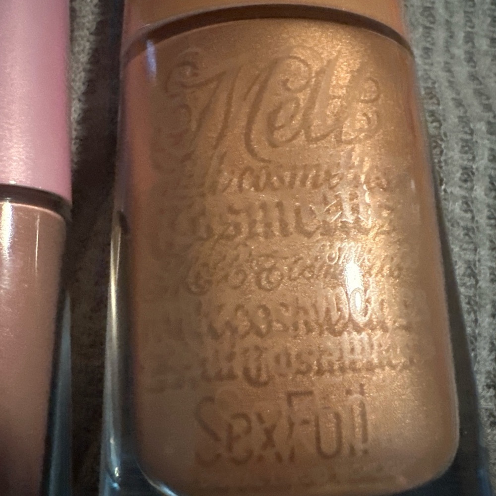 Bundle of 2! Melt Cosmetics Sex Foil highlighter. Fetish & Peaches & Cream!
